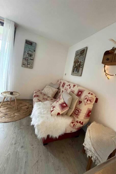 Chaleureux Studio Montagnard Avec Balcon 2303 Premanon Exterior photo